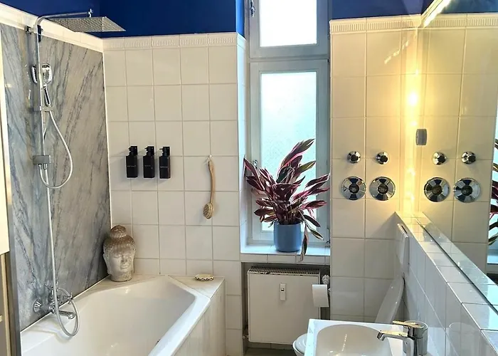 Old Building Dream In Апартаменты